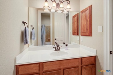 This breathtaking and spacious residence is ideally located on 4 - photo 28