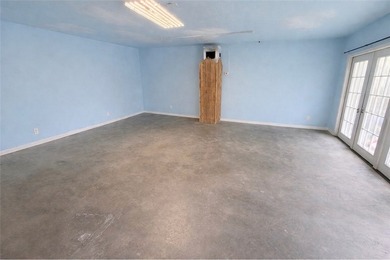 Step into this inviting 4 bedroom, 2 bath home tucked away on a - photo 30