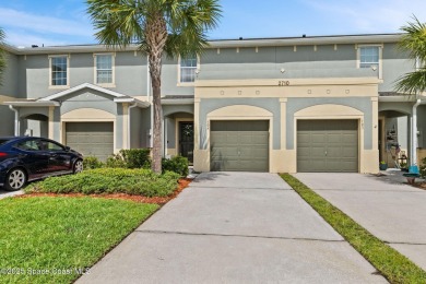 Lake Townhome/Townhouse For Sale in Melbourne, Florida