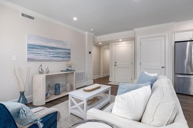 Rare find in the heart of Newport! This young, FIRST FLOOR ONE - photo 17