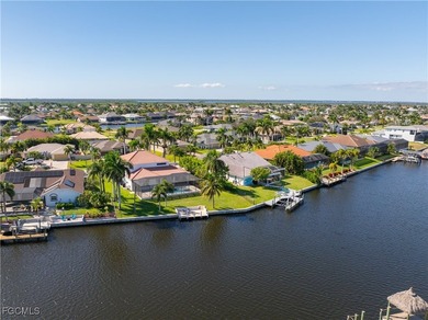 Gulf-access canal frontage - Brand-new pool & spa - Dual-zone - photo 8