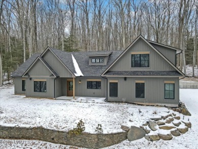 Lake Home For Sale in Lake Ariel, Pennsylvania