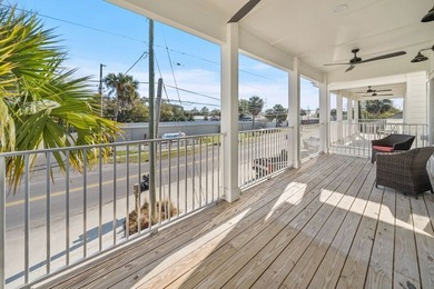 Coastal living and everyday practicality come together in this - photo 31