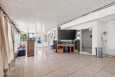 Welcome to this well-maintained Annapolis model. Situated on an - photo 5