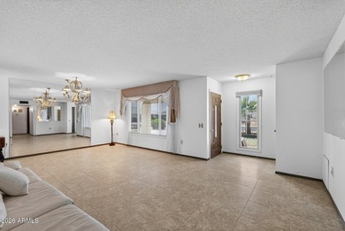 Welcome to this well-maintained Annapolis model. Situated on an - photo 7