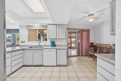 Welcome to this well-maintained Annapolis model. Situated on an - photo 10