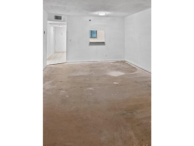 EXCITING opportunity in Lucerne Lakes! This 4th-floor Lake Worth - photo 7