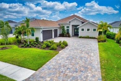 Lake Home For Sale in Fort Myers, Florida