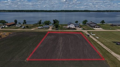 161 x 266 back lot on Lake Traverse in the Lake Traverse Estates - photo 1