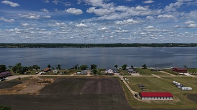 161 x 266 back lot on Lake Traverse in the Lake Traverse Estates - photo 4