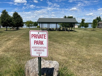 161 x 266 back lot on Lake Traverse in the Lake Traverse Estates - photo 10