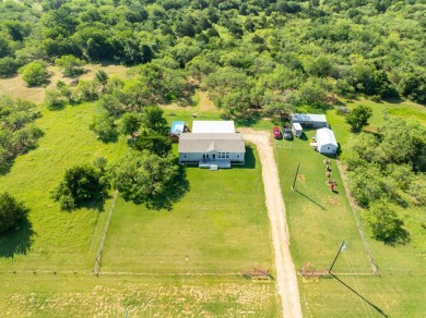Aquilla Lake Home For Sale in Hillsboro Texas