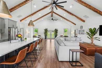 A total of 3 MOVE-IN READY HOMES available on a PRIVATE 85-ACRE - photo 12