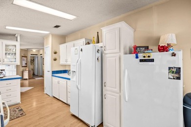 Enjoy lakeside living in this 3-bedroom, 2-bath home located in - photo 12