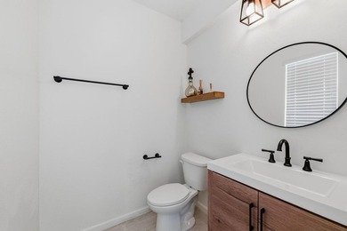 Welcome to your dream lakefront retreat in Fort Pierce! This - photo 13