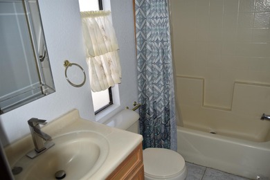 Nice 2 Bedroom, 2 Full Bath Foothills Double Wide home with