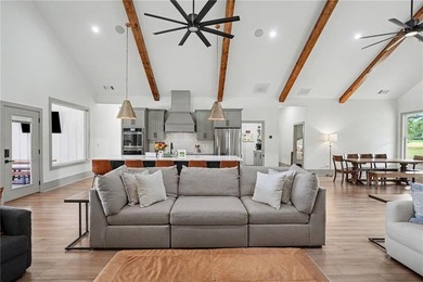 A total of 3 MOVE-IN READY HOMES available on a PRIVATE 85-ACRE - photo 17