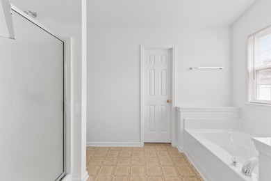 Welcome to this 3-bedroom, 2-bath single level home in the - photo 19