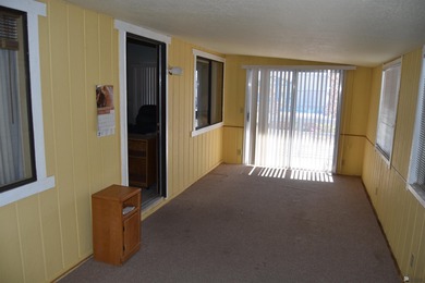 Nice 2 Bedroom, 2 Full Bath Foothills Double Wide home with