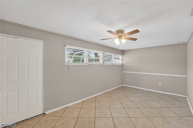 Welcome to this spacious and versatile Sarasota home offering - photo 21