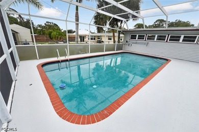 Welcome to this spacious and versatile Sarasota home offering - photo 24