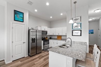 Charming Turnkey 3-Bedroom Coastal Cottage on a Corner Lot in - photo 4