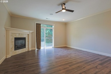Thoughtfully designed with spacious rooms and an open, vaulted - photo 25