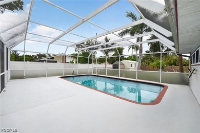 Welcome to this spacious and versatile Sarasota home offering - photo 26
