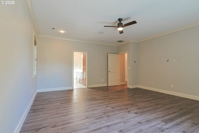 Thoughtfully designed with spacious rooms and an open, vaulted - photo 27