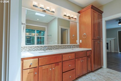 Thoughtfully designed with spacious rooms and an open, vaulted - photo 29