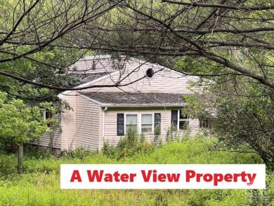 (private lake, pond, creek) Home For Sale in Craryville New York