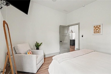 A total of 3 MOVE-IN READY HOMES available on a PRIVATE 85-ACRE - photo 31