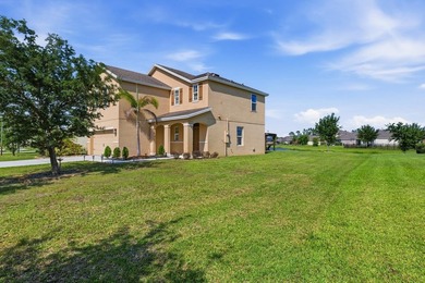 Welcome to your dream lakefront retreat in Fort Pierce! This - photo 31