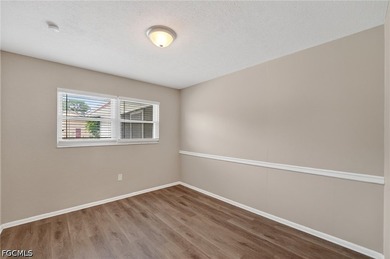 Welcome to this spacious and versatile Sarasota home offering - photo 32