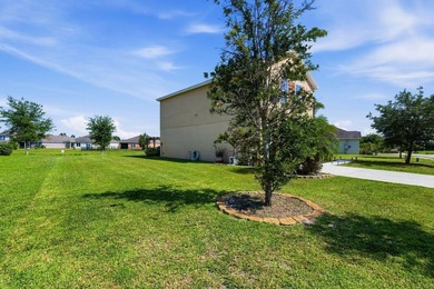 Welcome to your dream lakefront retreat in Fort Pierce! This - photo 32