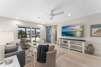 Welcome to the best of both worlds with the beach and boating - photo 36