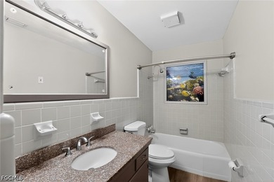 Welcome to this spacious and versatile Sarasota home offering - photo 36
