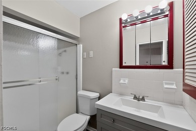 Welcome to this spacious and versatile Sarasota home offering - photo 37