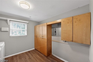 Welcome to this spacious and versatile Sarasota home offering - photo 39