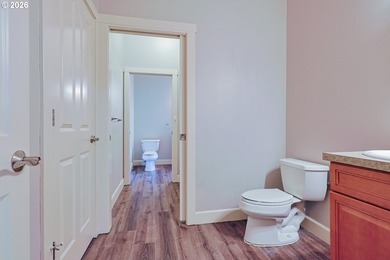 Thoughtfully designed with spacious rooms and an open, vaulted - photo 39