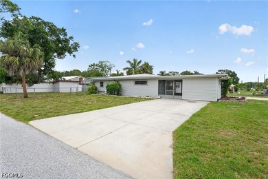 Welcome to this spacious and versatile Sarasota home offering - photo 42