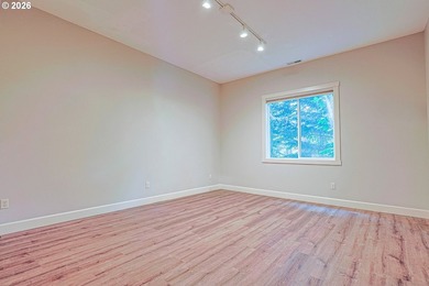 Thoughtfully designed with spacious rooms and an open, vaulted - photo 42