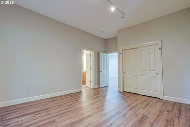 Thoughtfully designed with spacious rooms and an open, vaulted - photo 43