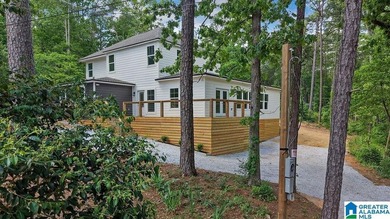 Welcome home to this FULLY RENOVATED 6 bedroom, 4.5 bathroom - photo 7