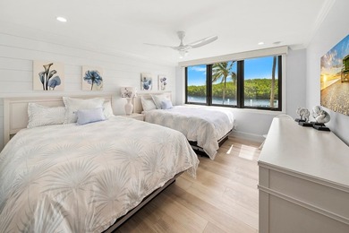Stunning 4 Br/3 Ba Oceanfront lower-level unit. Designed - photo 18