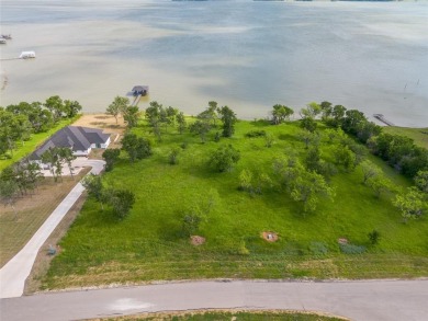 Lake Lot For Sale in Corsicana, Texas