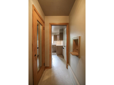 Welcome to this completely renovated stunner! Exquisite exterior - photo 24