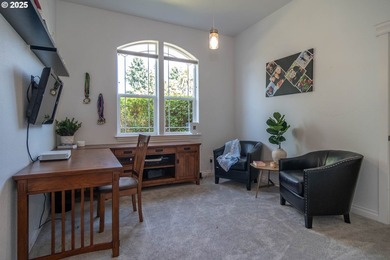 Beautiful 5-bed, 4-bath custom home on nearly one acre in a - photo 27
