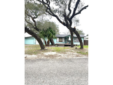 ROOM FOR EVERYTHING! This charming 2-bedroom, 1-bath home sits - photo 2