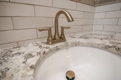 Welcome to this completely renovated stunner! Exquisite exterior - photo 34